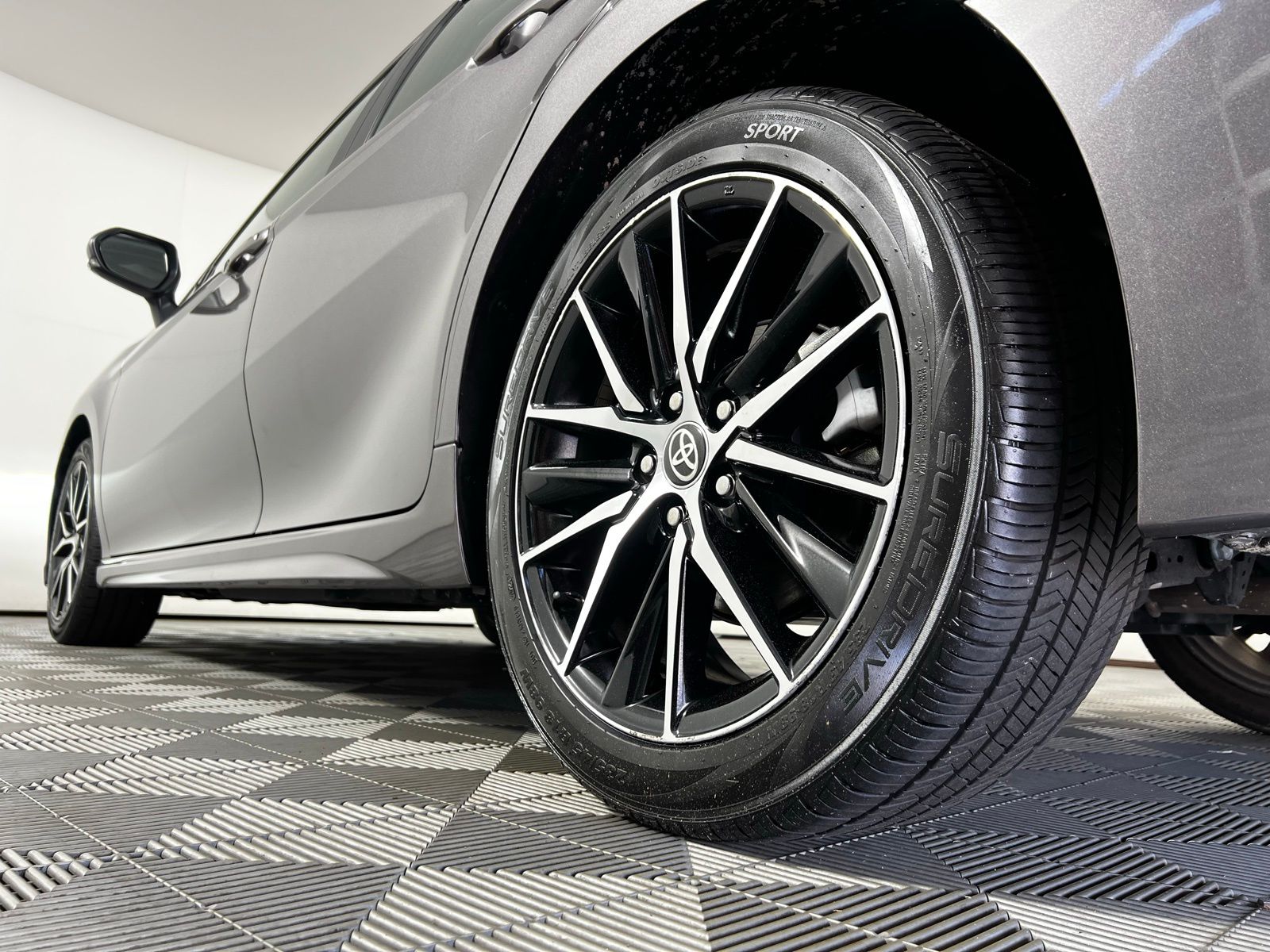 2023 Toyota Camry SE 25