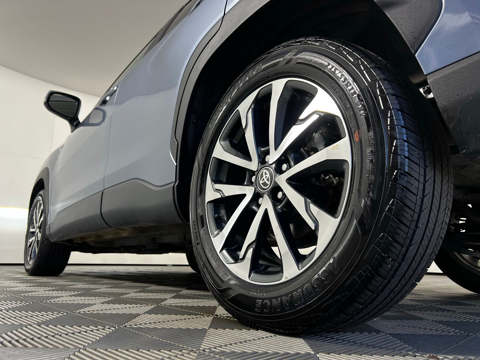 Thumbnail: 2024 Toyota Corolla Cross - 25