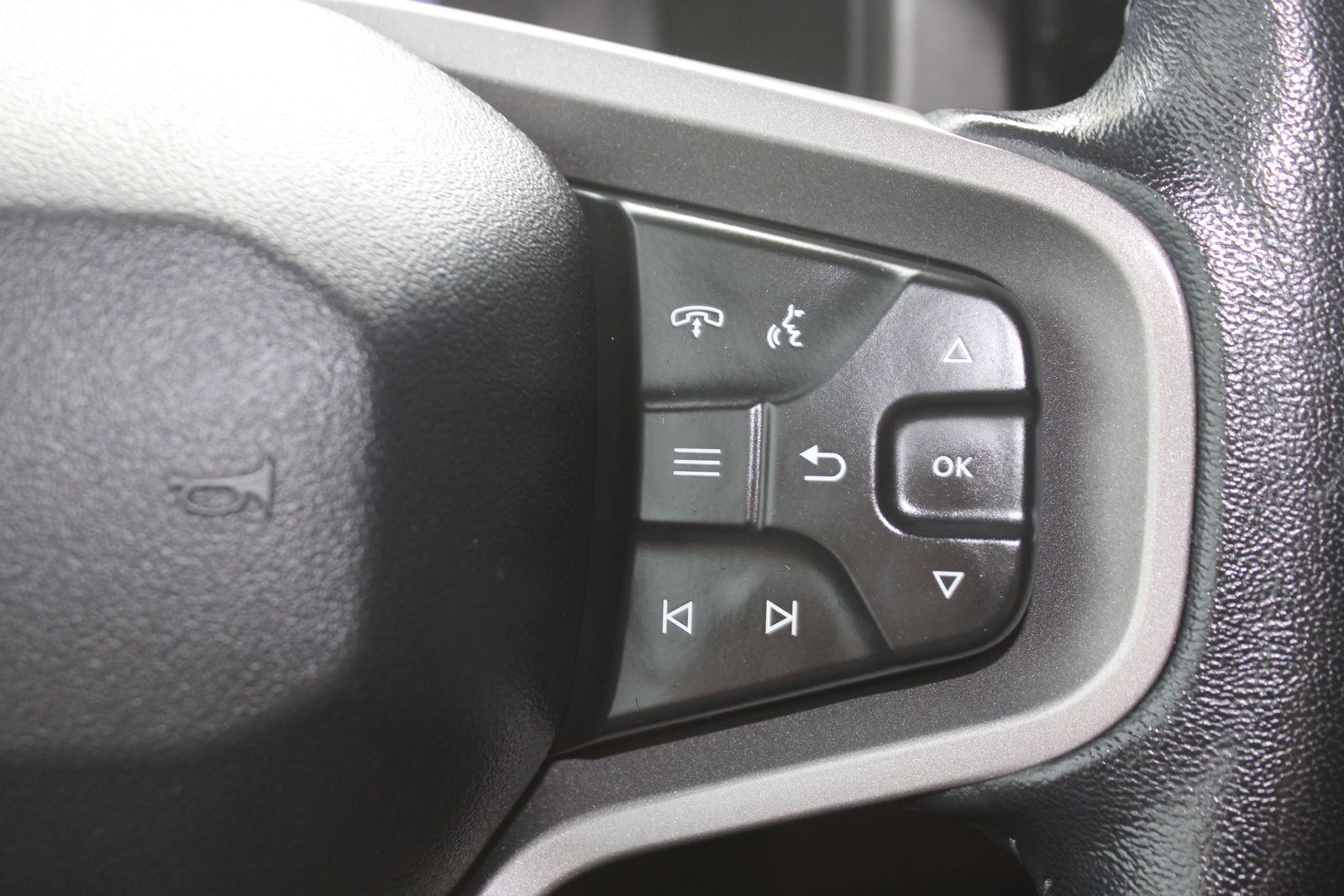 Used 2022 Gray Ford Outer Banks image 30
