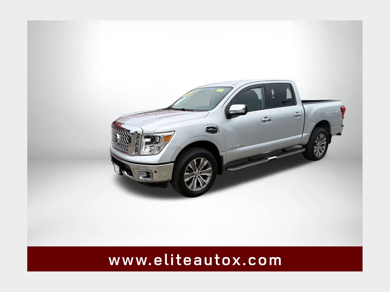 Brilliant Silver Metallic 2017 Nissan Titan Pickup Truck Four-Wheel Drive 7-Speed Automatic