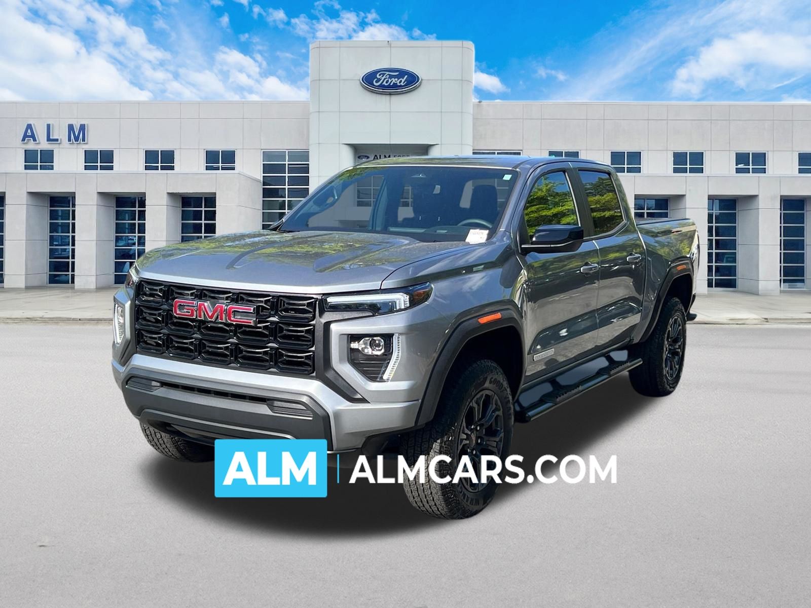 2025 GMC Canyon 2WD Elevation Crew Cab Short Box's photo