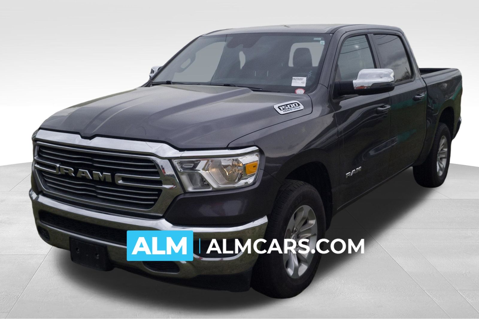 2024 RAM 1500 Laramie Crew Cab RWD