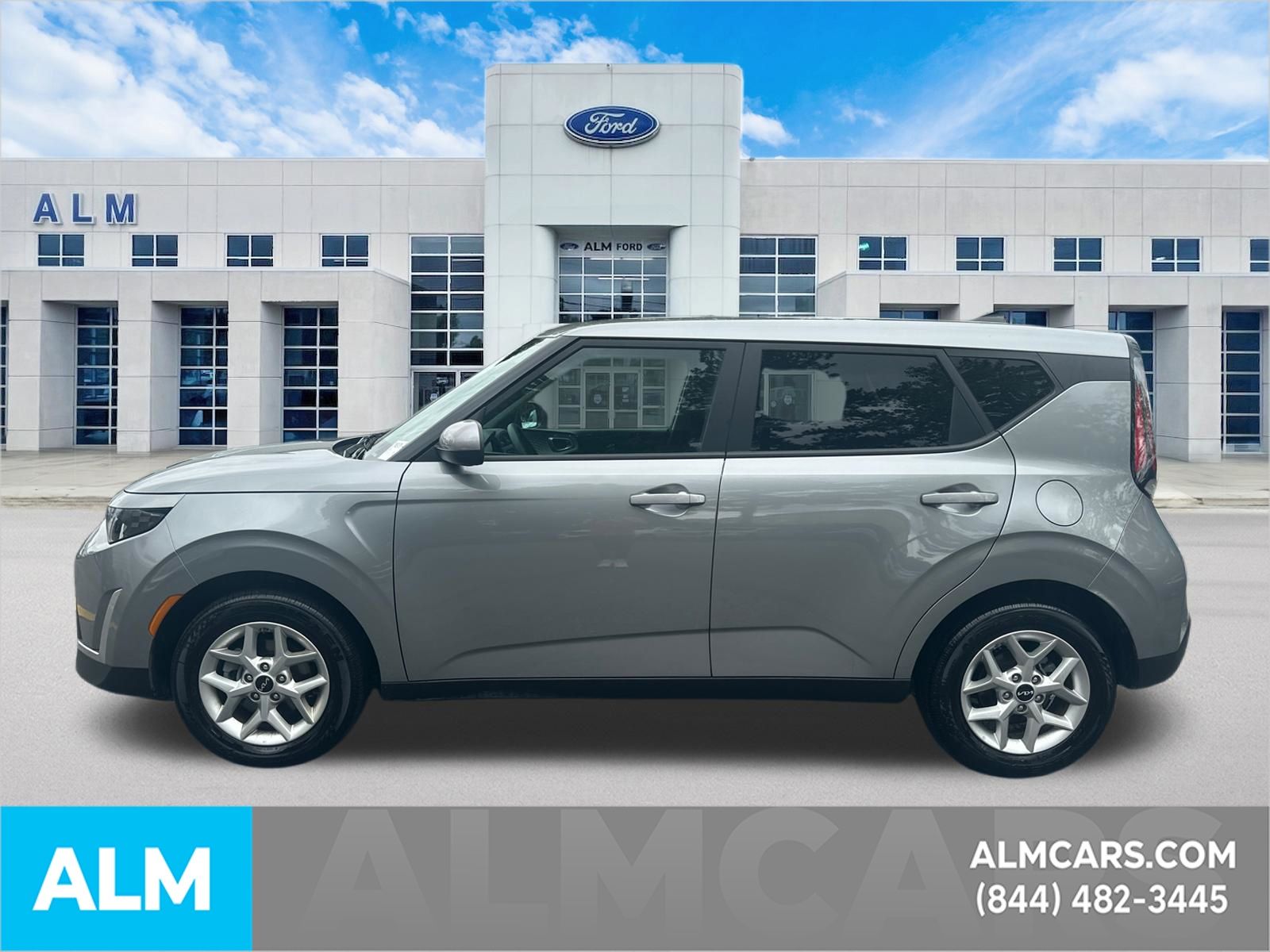 Used 2025 Steel Gray Kia LX image 9