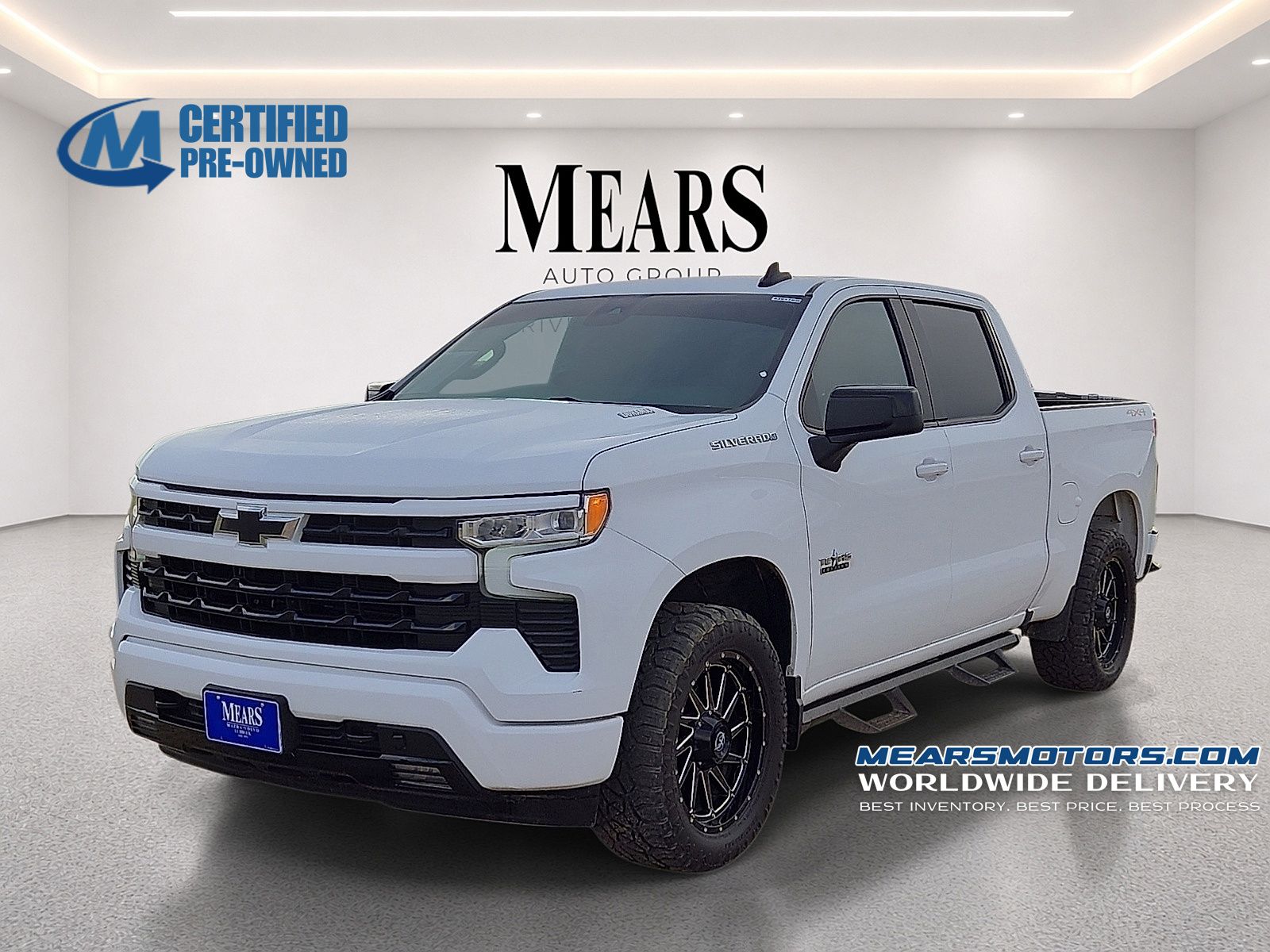 Summit White 2023 Chevrolet Silverado 1500 Pickup Truck Four-Wheel Drive Automatic