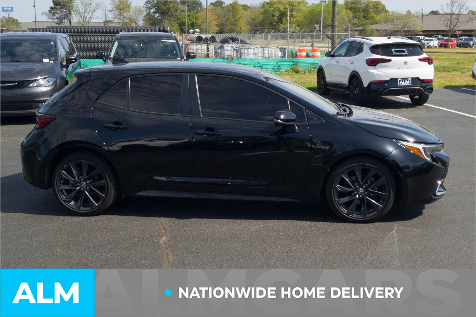 Used 2025 Midnight Black Metallic Toyota XSE image 5