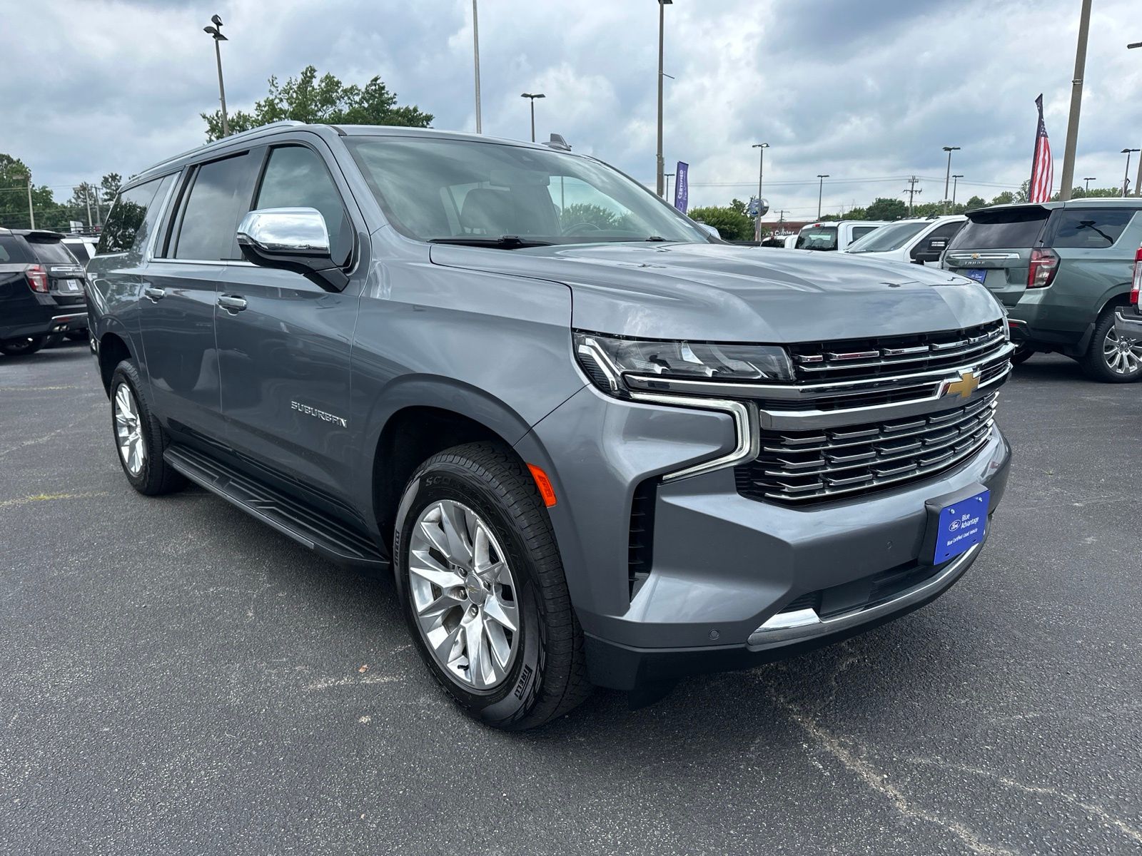 Gray (Satin Steel Metallic) 2022 Chevrolet Suburban Premier 4WD SUV / Crossover Four-Wheel Drive