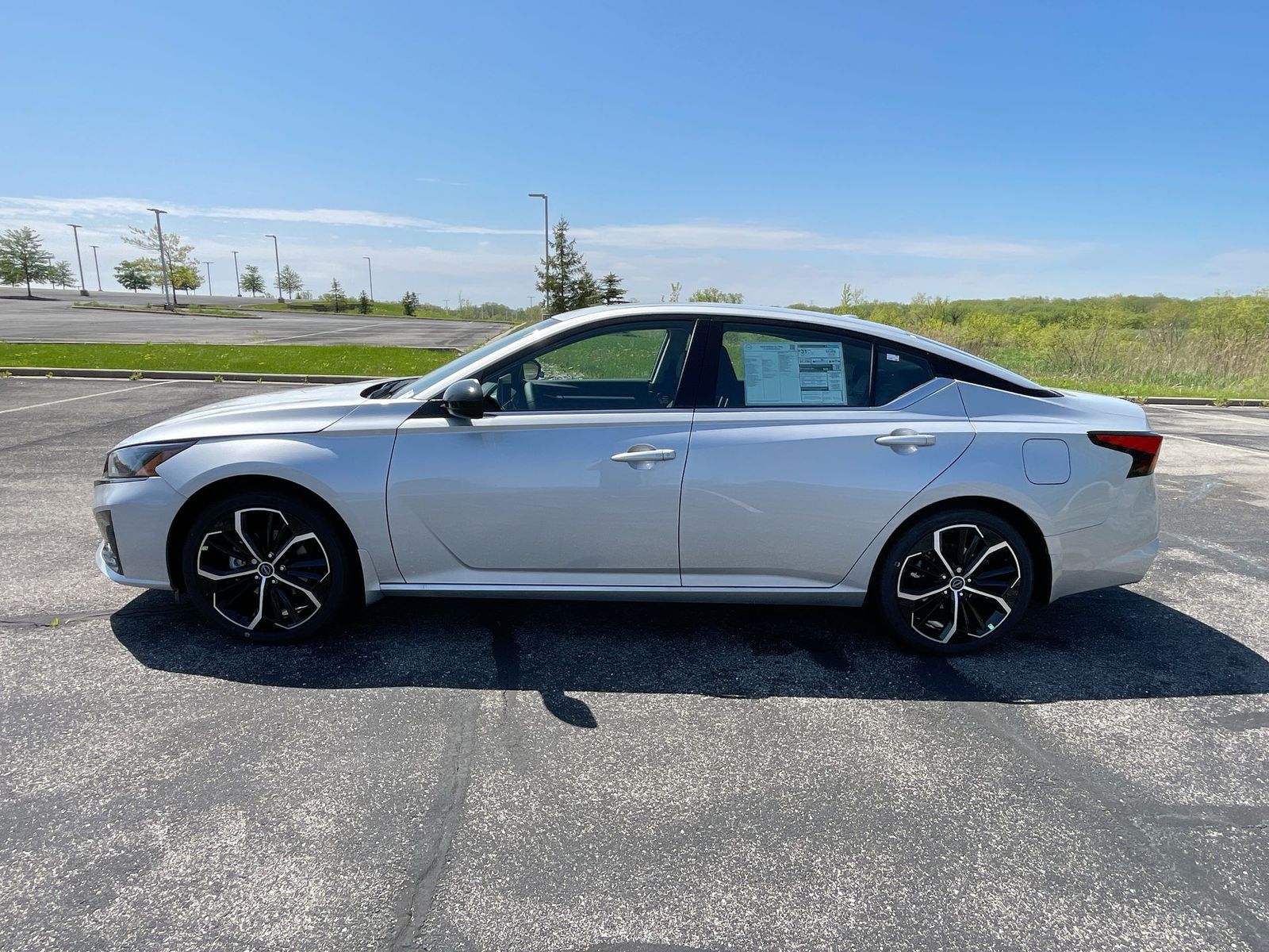 2024 Nissan Altima 2.5 SR 30