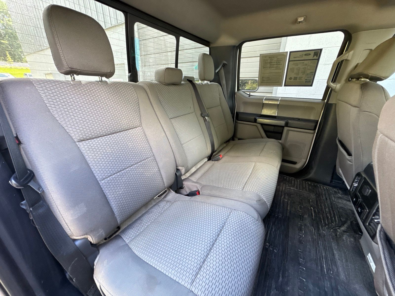 Certified Used 2022 Oxford White Ford XLT image 25