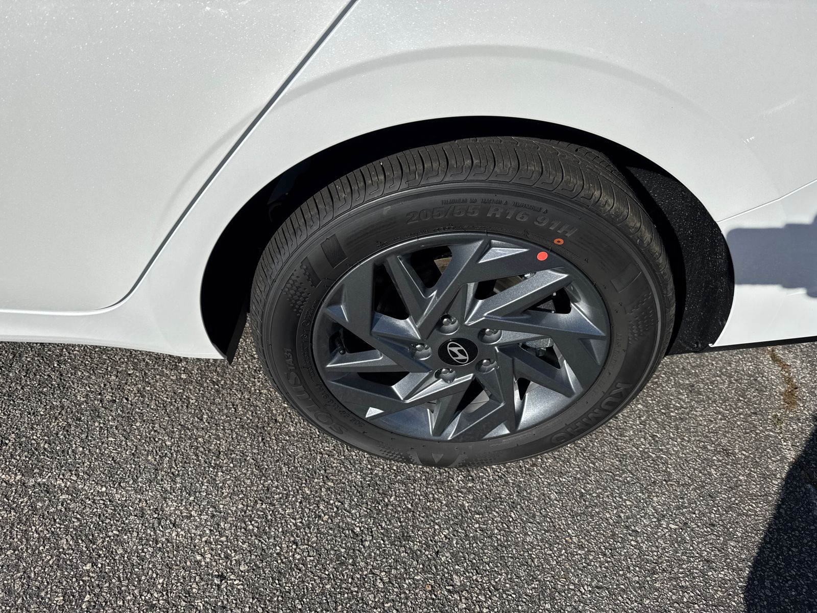 New 2026 White Hyundai Blue image 20