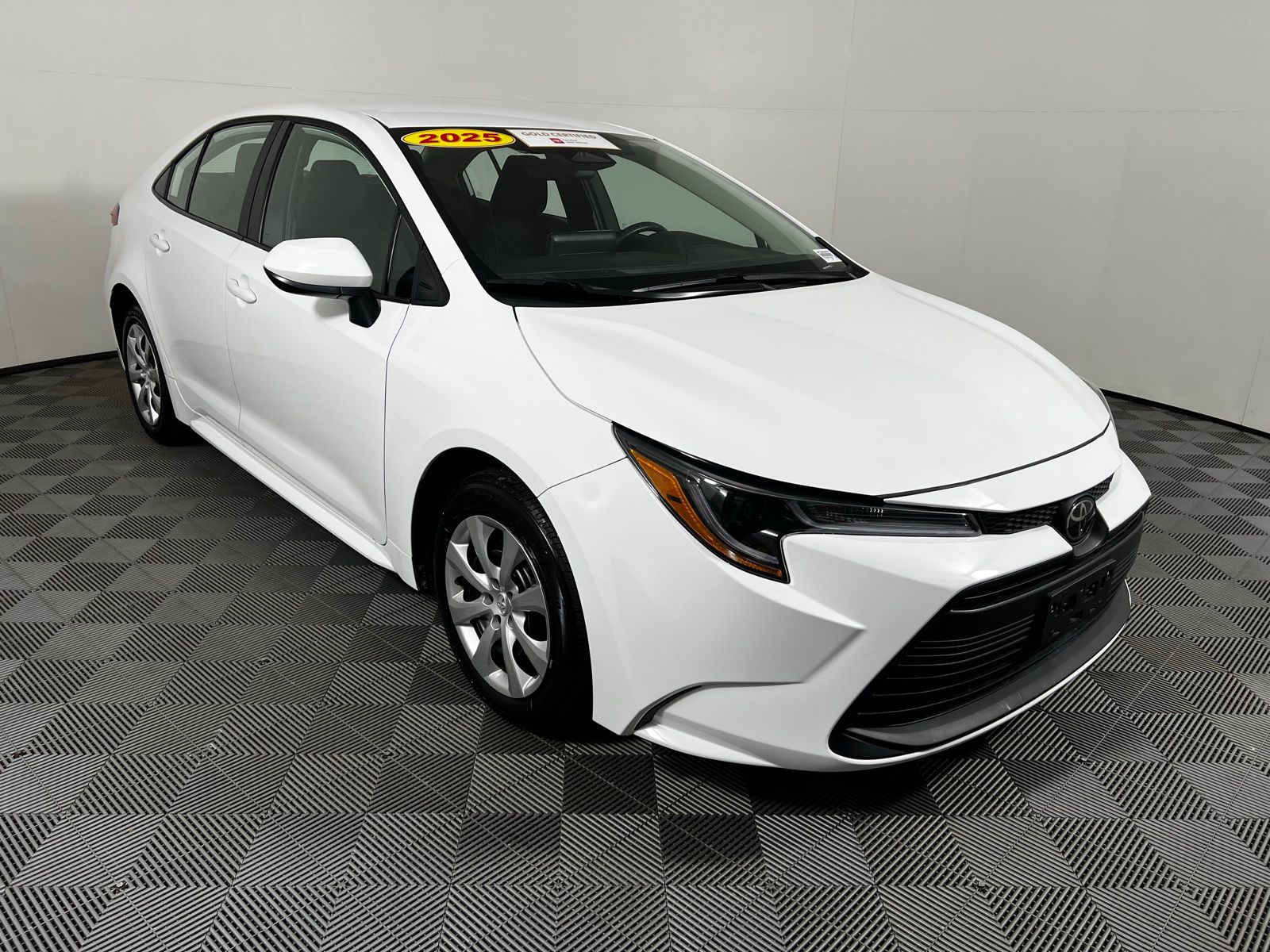 Thumbnail: 2025 Toyota Corolla - 3