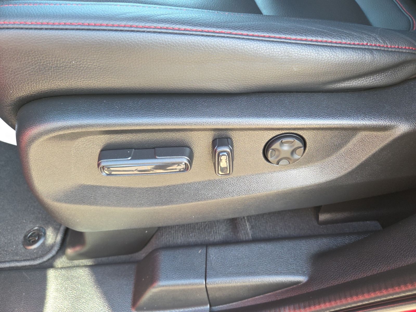 used 2023 Honda Odyssey car, priced at $35,750