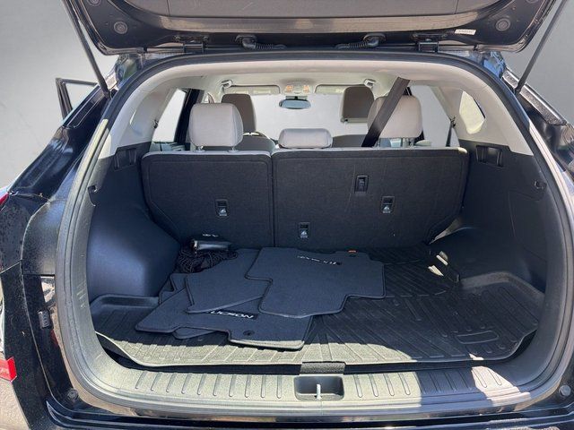 Used 2019 Black Noir Pearl Hyundai Value image 24