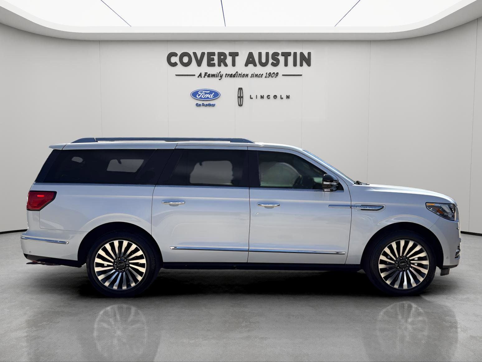 Used Car 2019 Lincoln Navigator L  L Reserve For Sale Under $35,000 In Austin, Texas