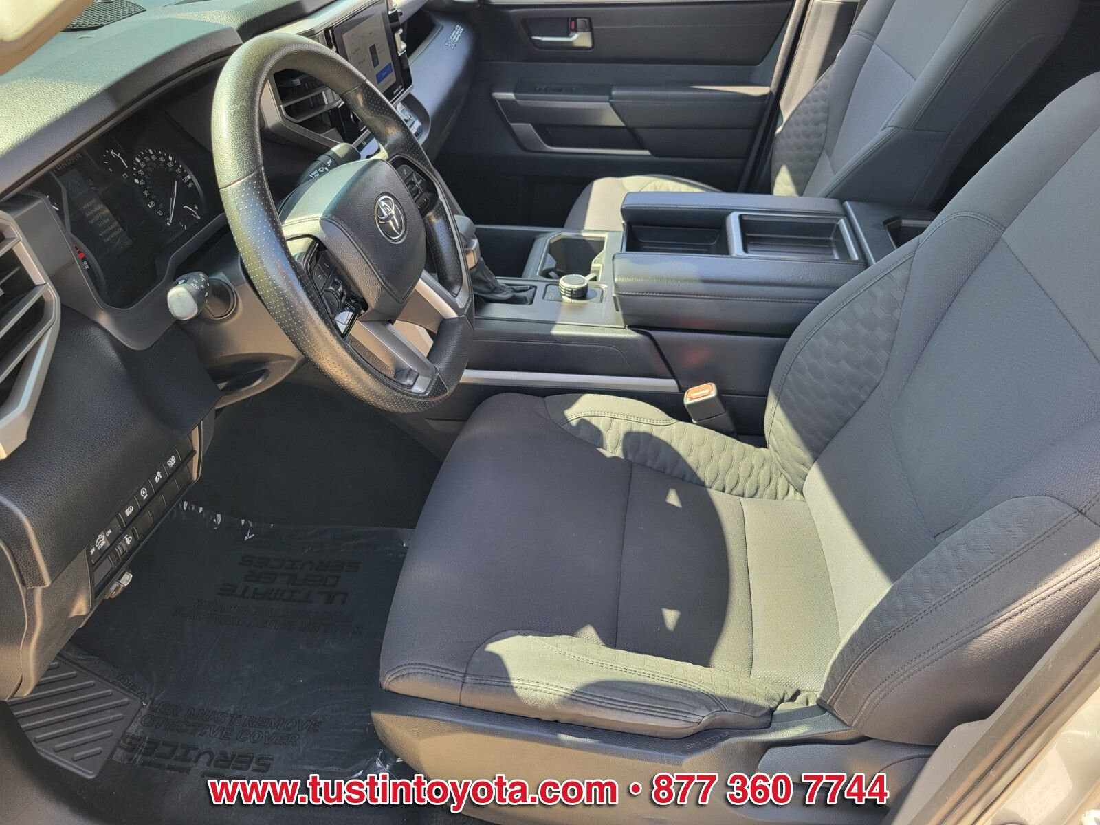 Used 2022 Silver Toyota SR5 image 10