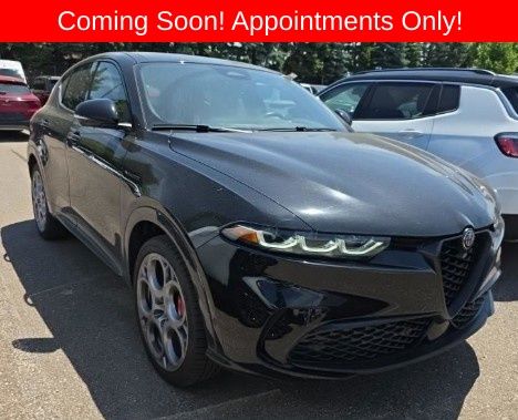 Black 2024 Alfa Romeo Tonale 6-Speed Automatic