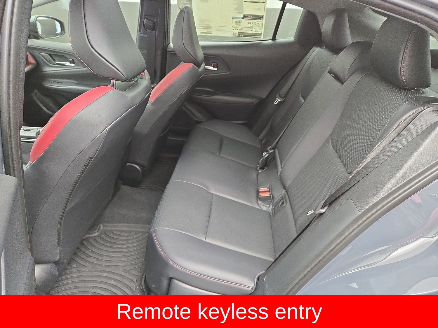 2026 Toyota Prius Plug-in Hybrid XSE - Photo 14