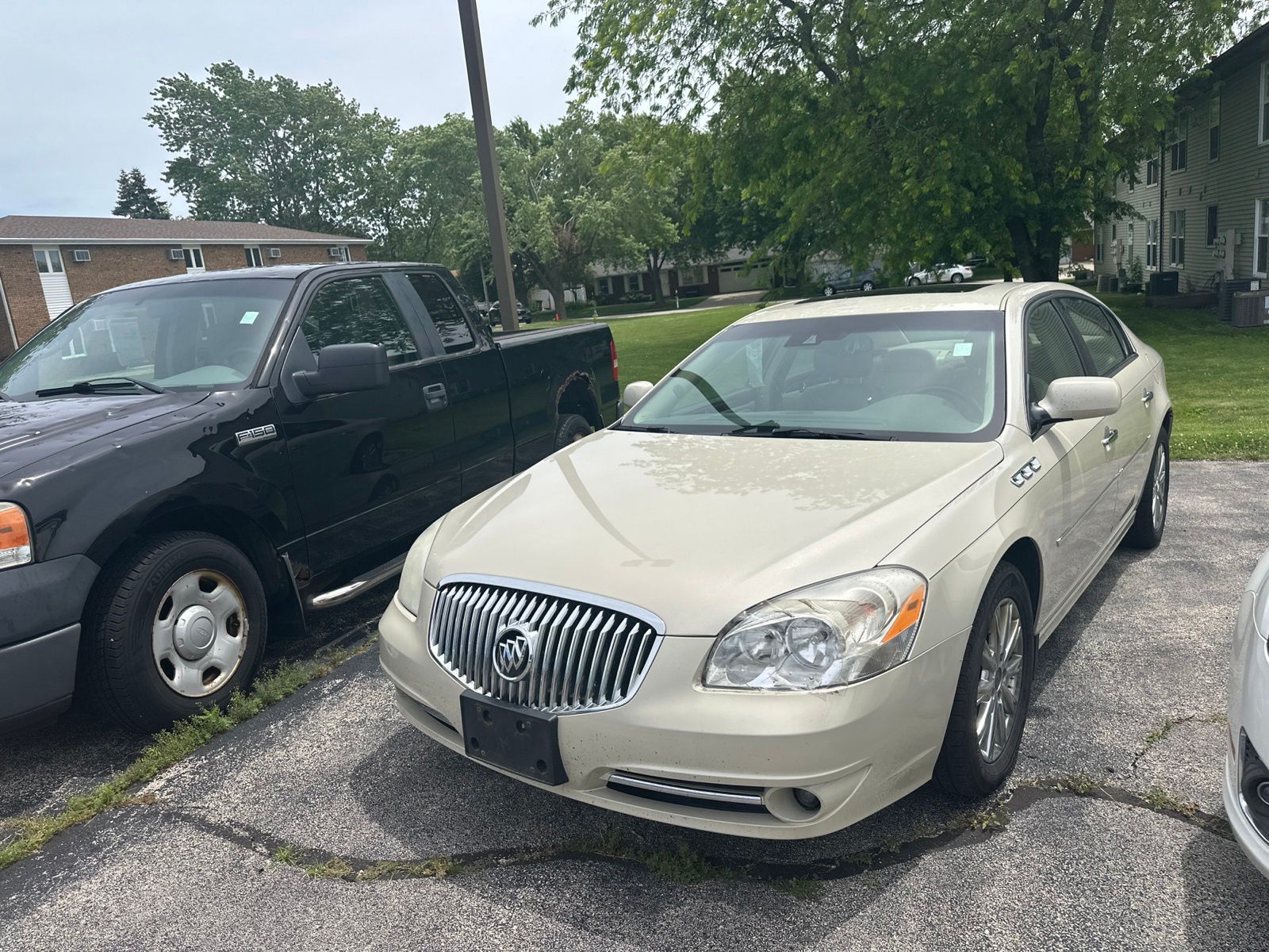 Brown (Sand / Beige Metallic) 2011 Buick Lucerne CXL Premium FWD Sedan Front-Wheel Drive 4-Speed Automatic