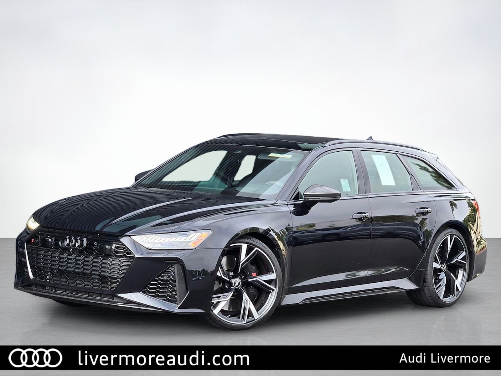 Sebring Black Crystal Effect 2022 Audi RS 6 Avant Wagon All-Wheel Drive 8-Speed Automatic