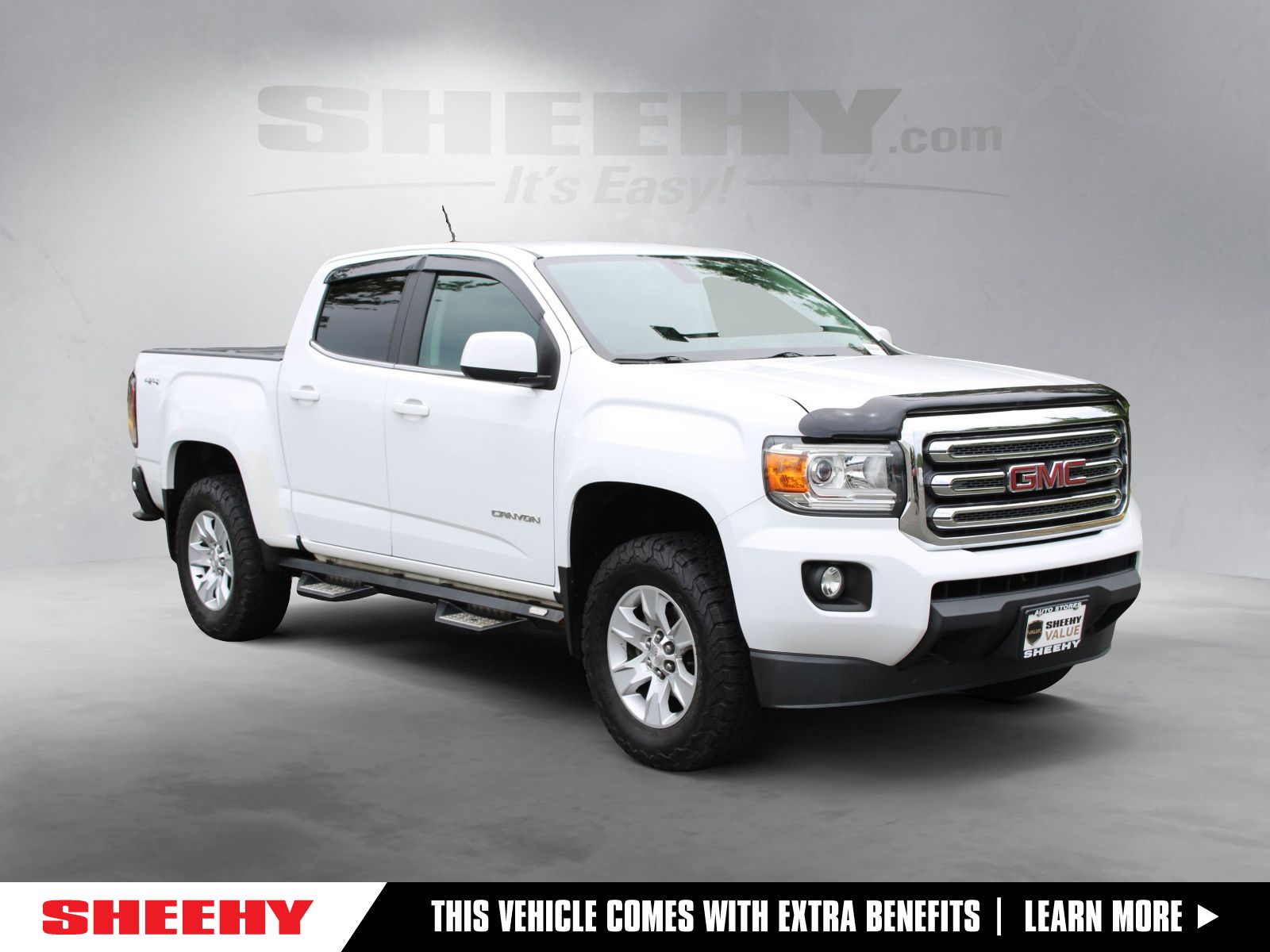 Summit White 2015 GMC Canyon Pickup Truck Four-Wheel Drive 6-Speed Automatic