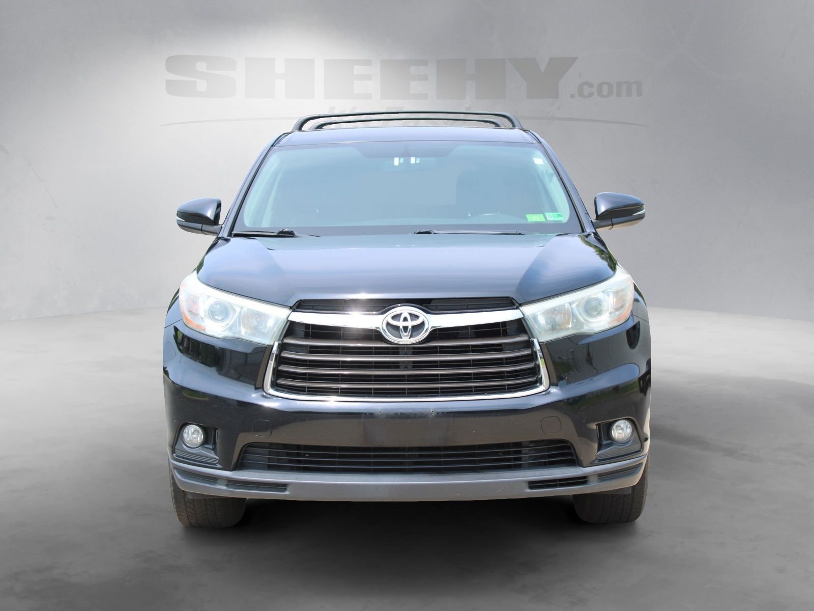 Used 2015 Black Toyota LE Plus V6 image 5