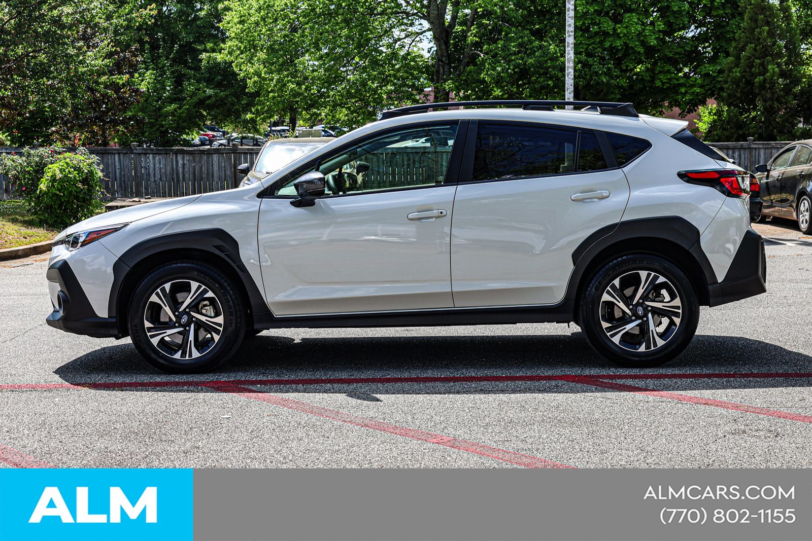 Used 2025 White Subaru Premium image 9