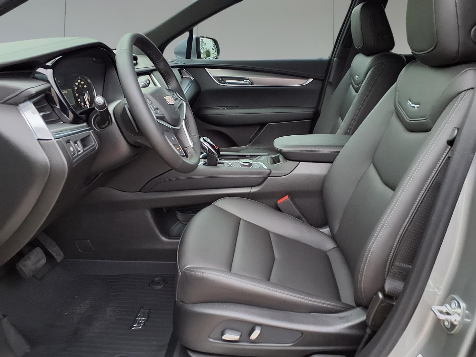 2026 Cadillac XT5 Luxury Silver at Classic Chevrolet Galveston