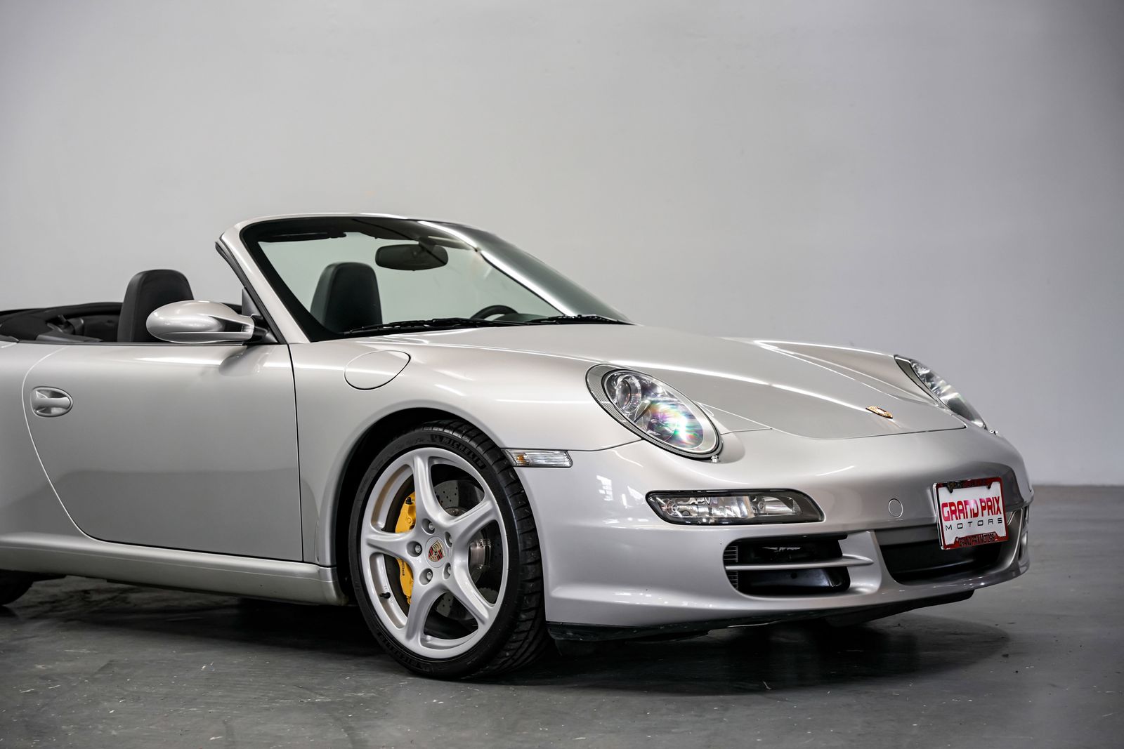 2005 Porsche 911 Carrera S — photo 38