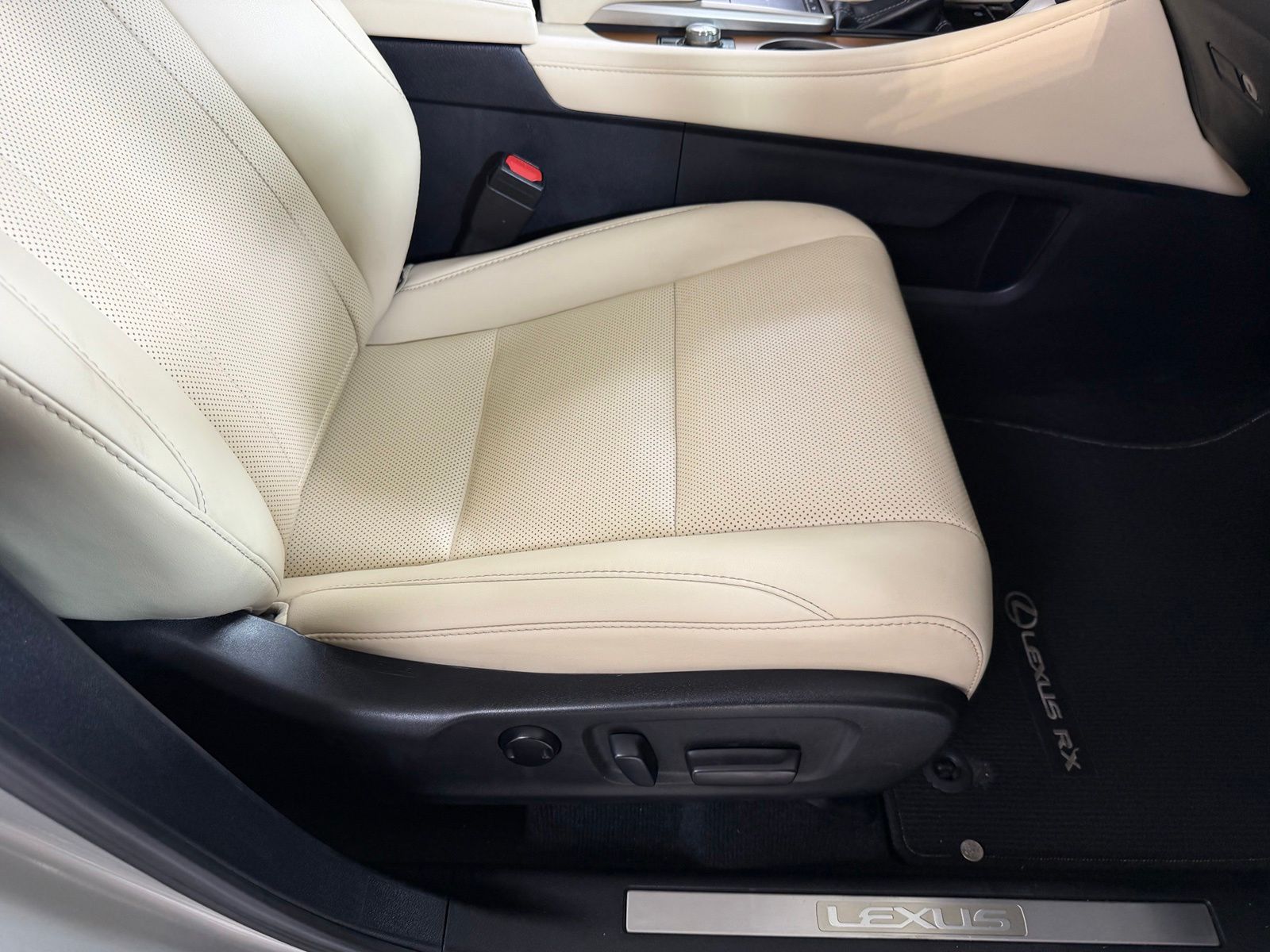 Used 2021 Beige Lexus 350 image 43
