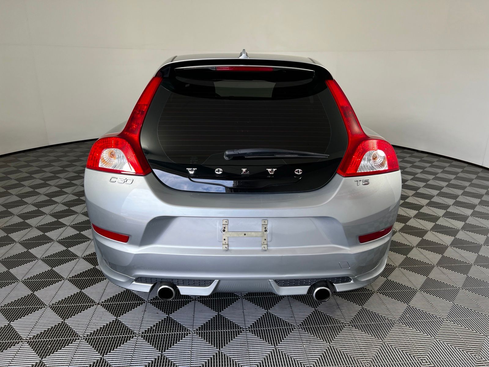 Thumbnail: 2013 Volvo C30 - 6