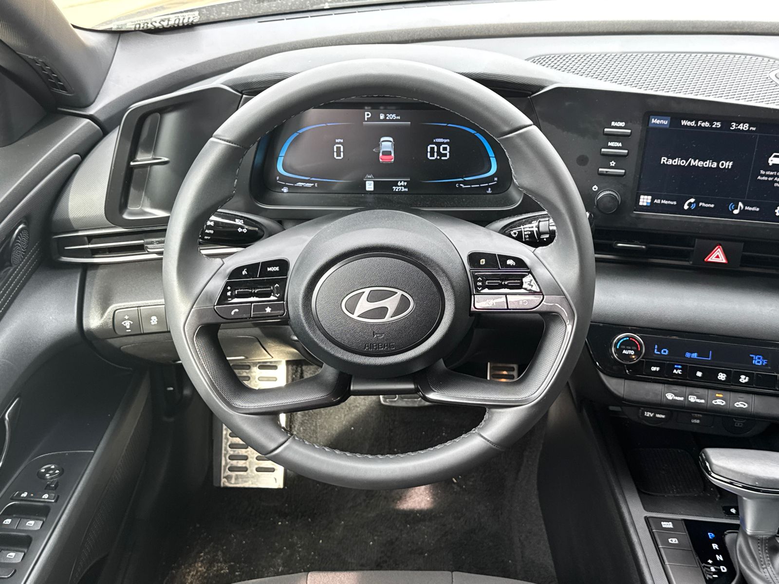 Certified Used 2025 Fluid Metal Hyundai SEL Sport image 23