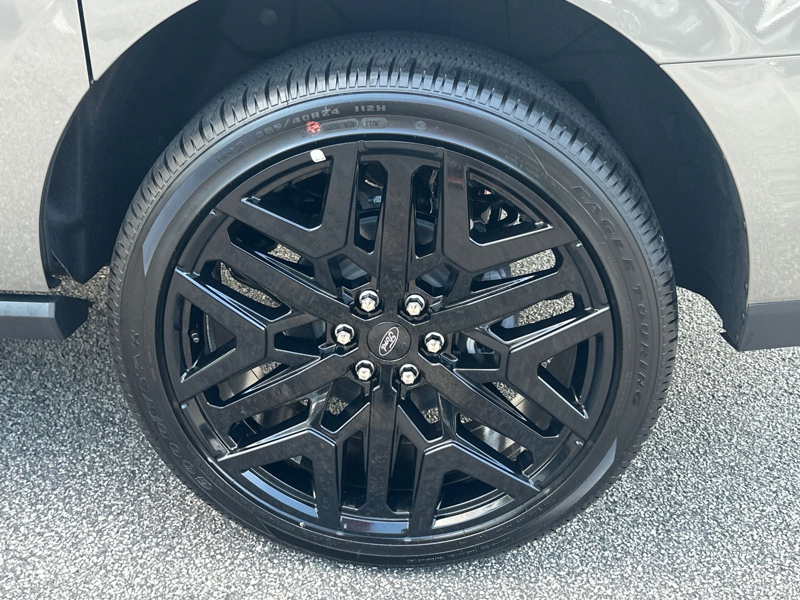 New 2026 Marsh Gray Ford MAX Platinum® image 21