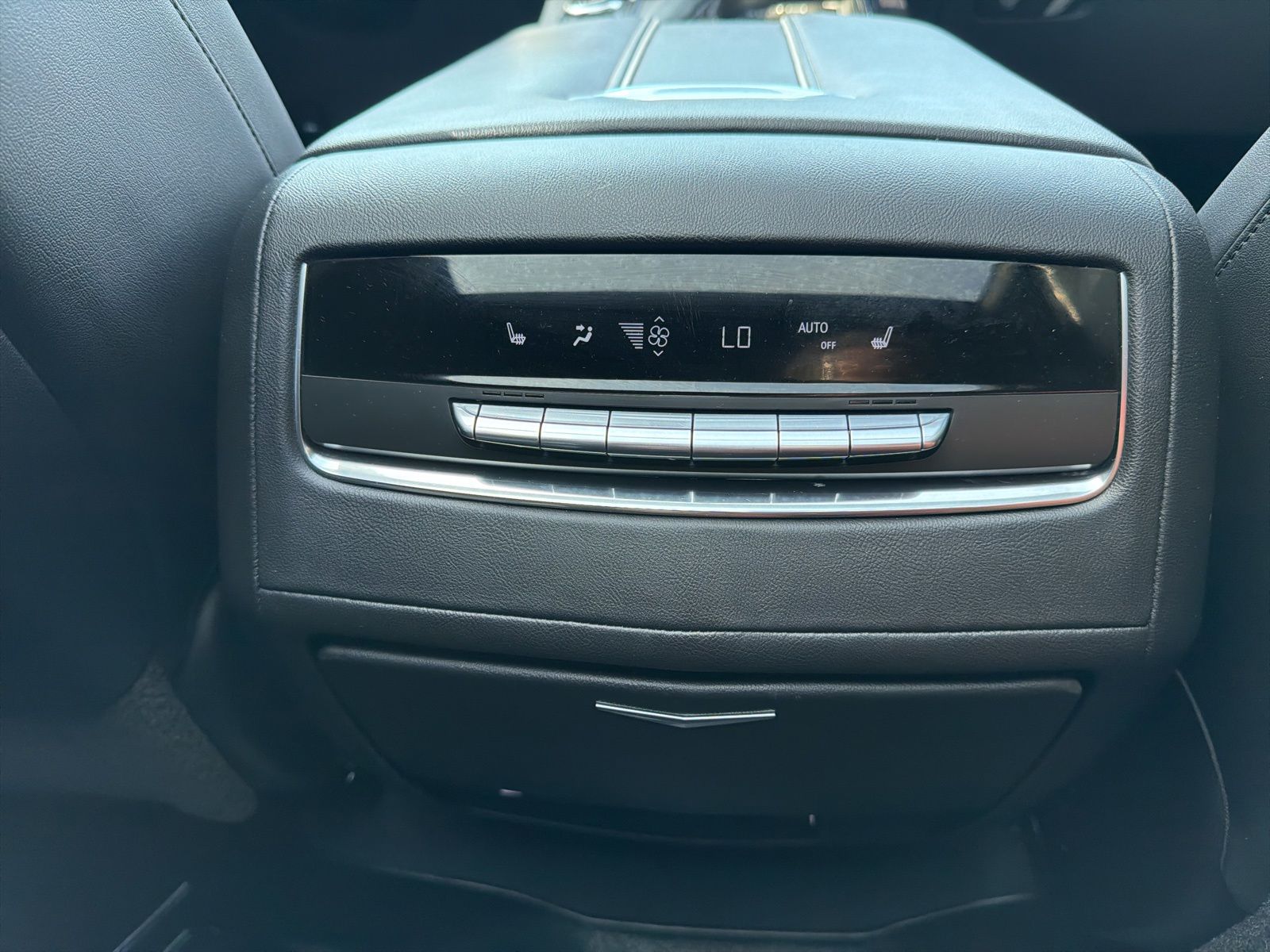 Used 2021 Shadow Cadillac Sport image 28