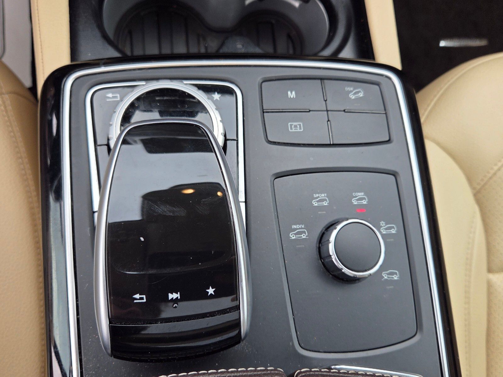 Used 2017  Mercedes-Benz GLE 350 image 26