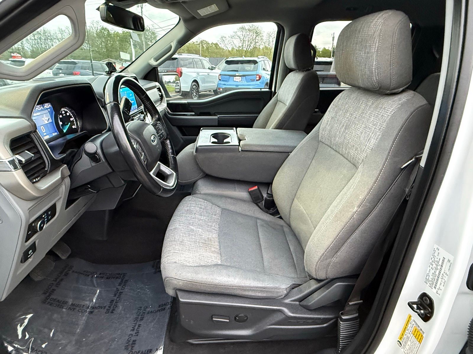 View vehicle photo 2