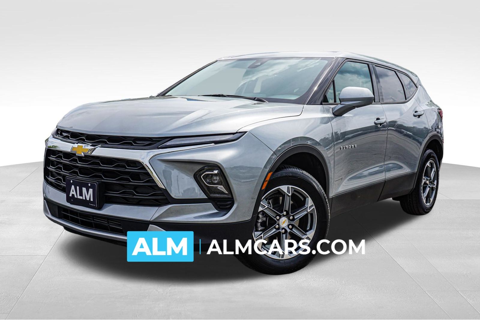 Sterling Gray Metallic 2025 Chevrolet Blazer LT AWD SUV / Crossover 9-Speed Automatic Overdrive