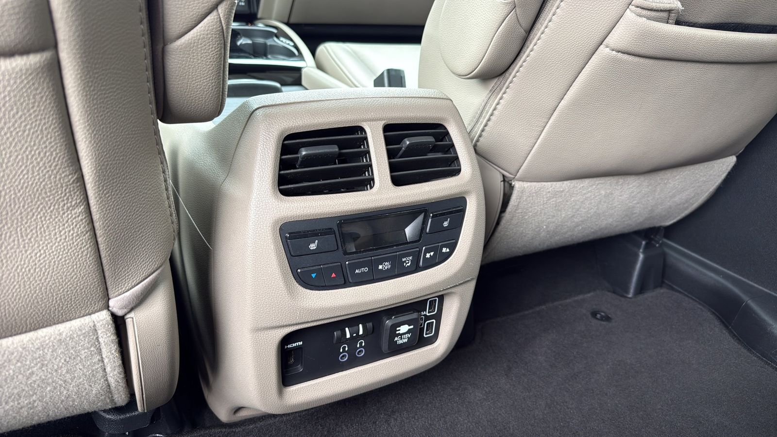 Used Car 2021 Honda Pilot  Touring For Sale Under $30,000 In Austin, Texas