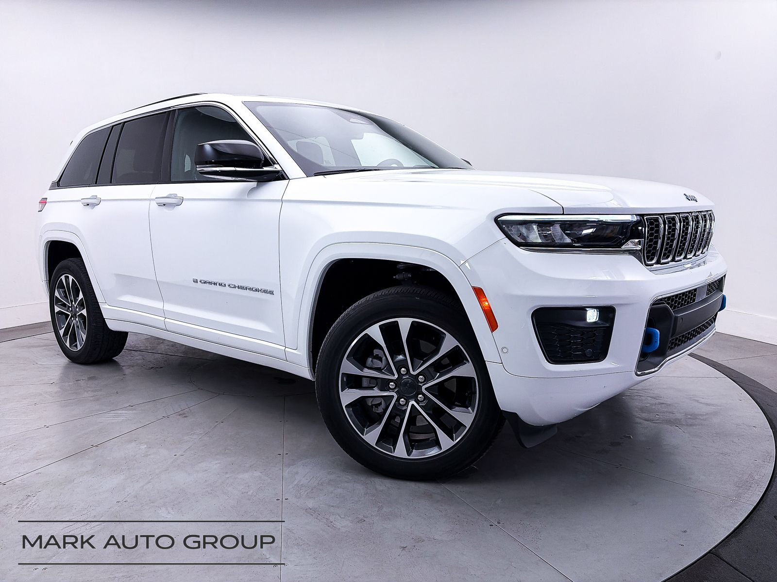 2022 Jeep Grand Cherokee Overland 4xe