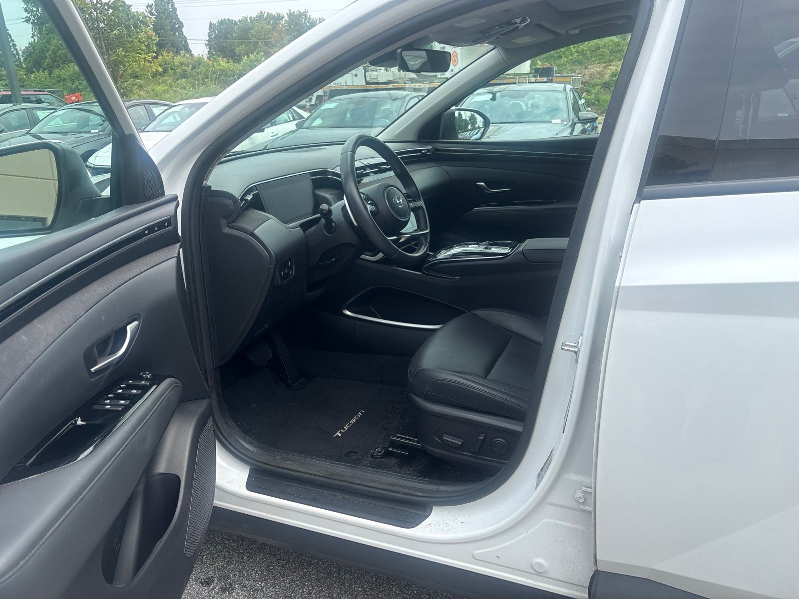 Used 2024 White Hyundai Limited image 12