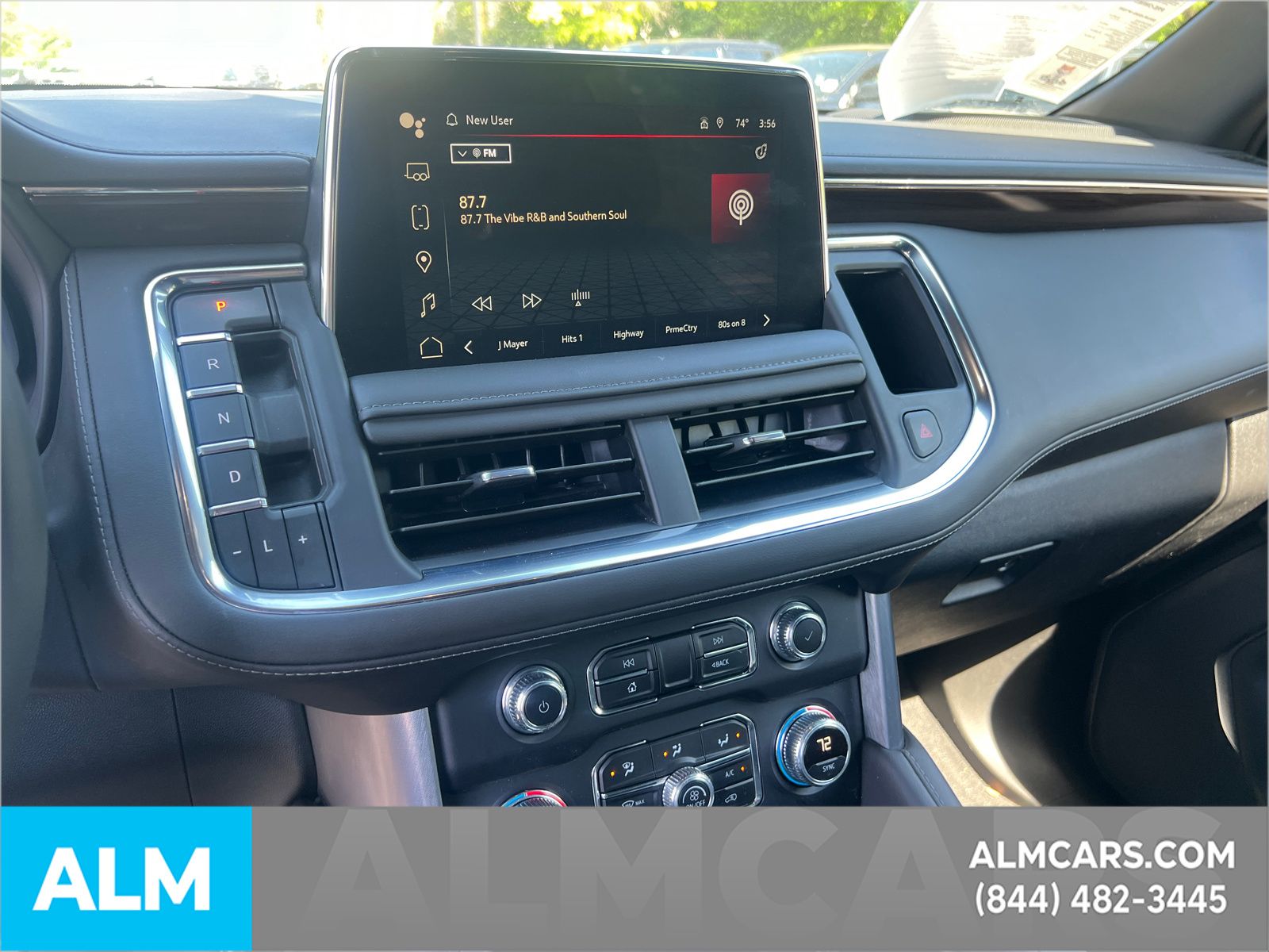 Used 2024 White GMC SLE image 34