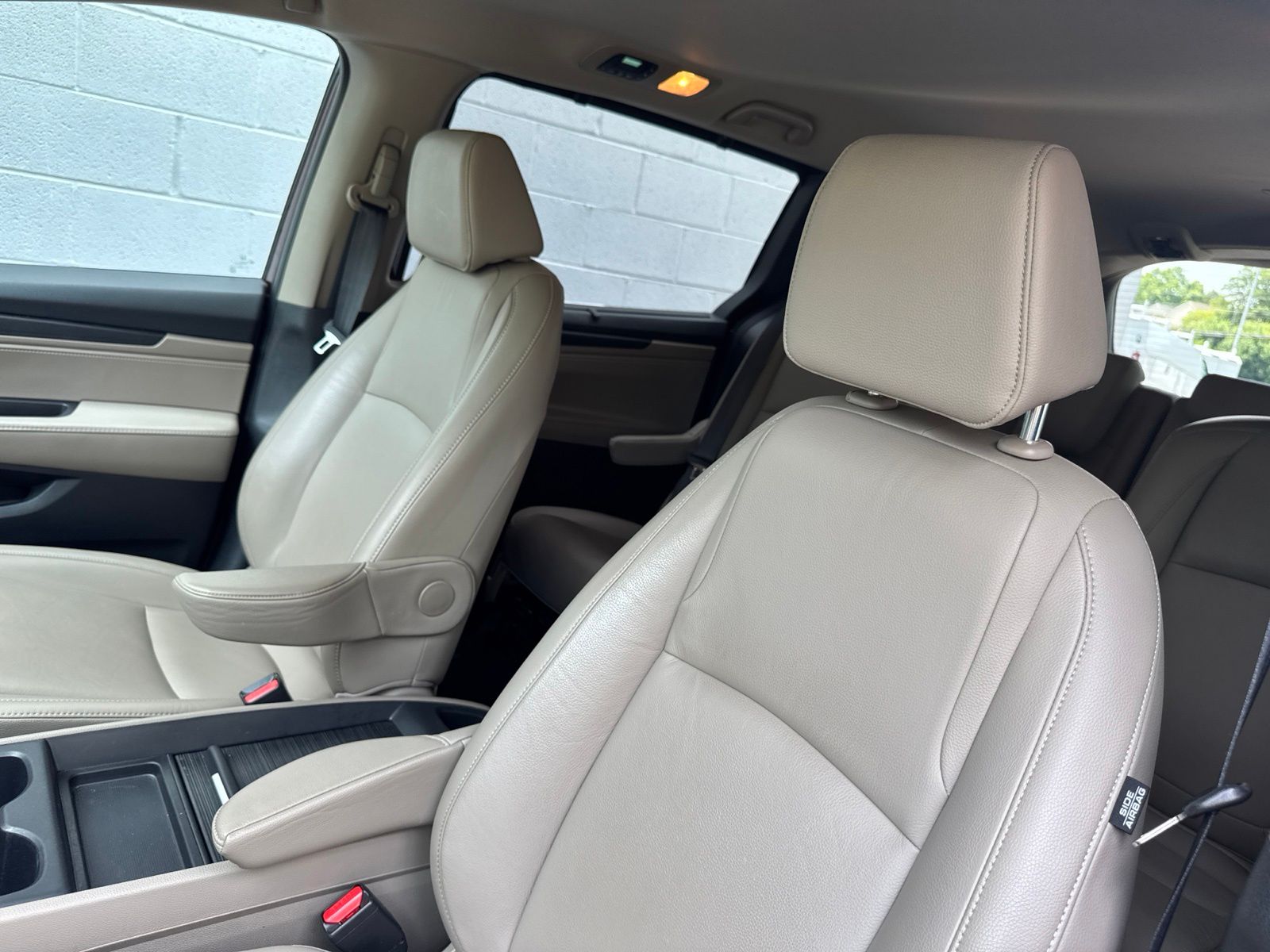 Used 2019 Deep Scarlet Pearl Honda EX-L image 37