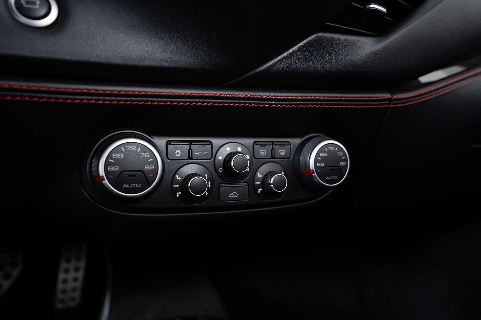 2019 Ferrari 488 Spider — full photo 15 of 43
