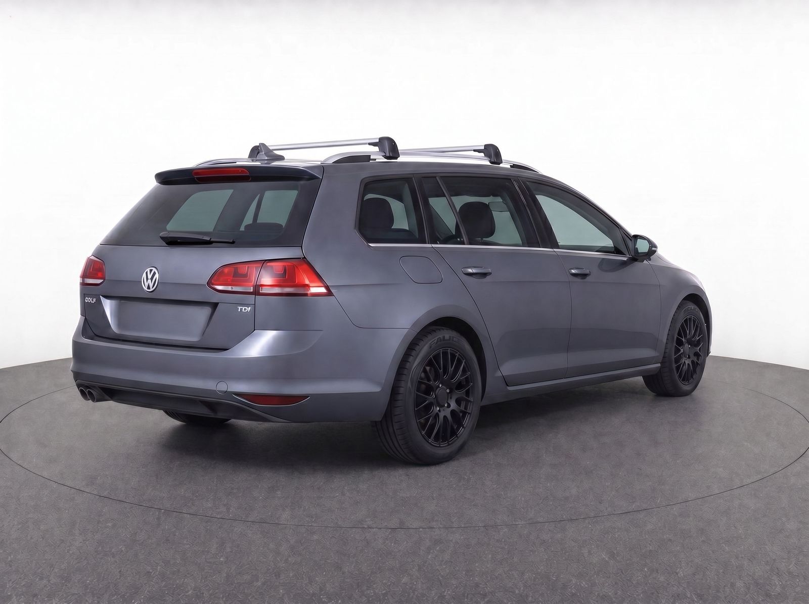used 2015 Volkswagen Golf SportWagen car, priced at $13,750