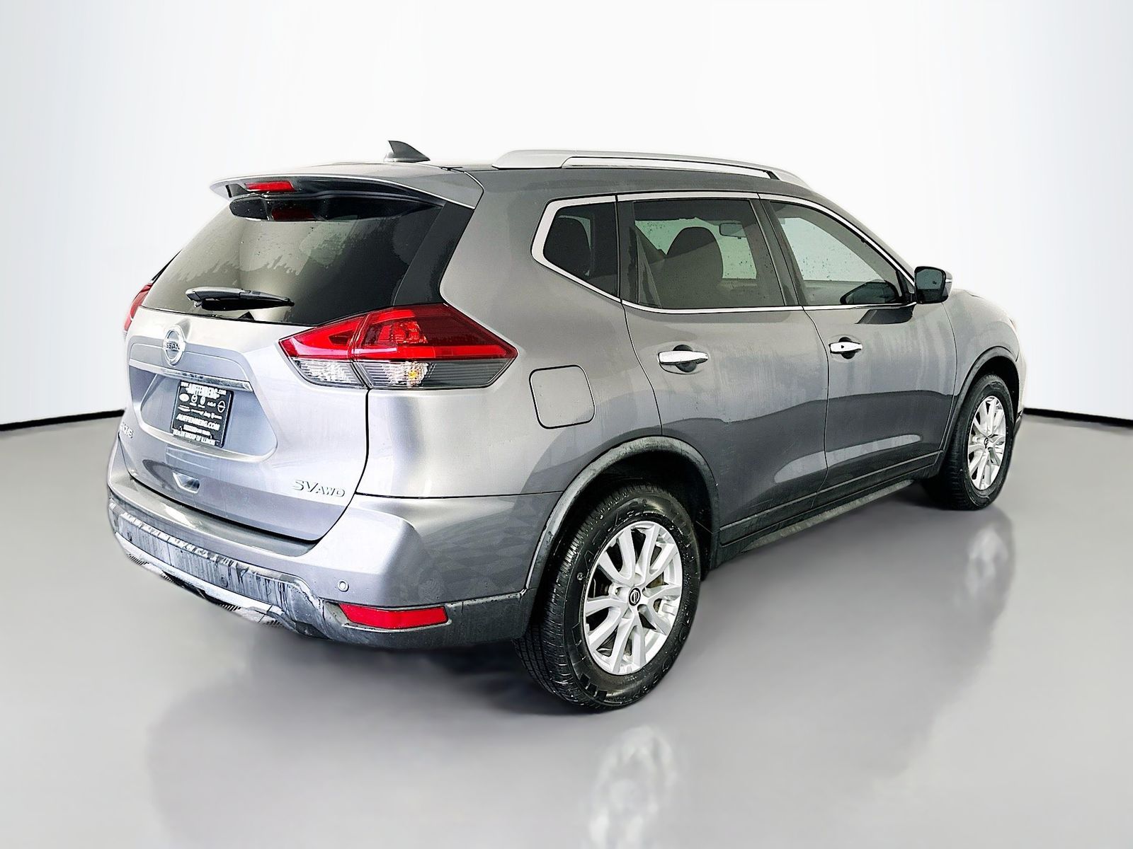 View vehicle photo 7