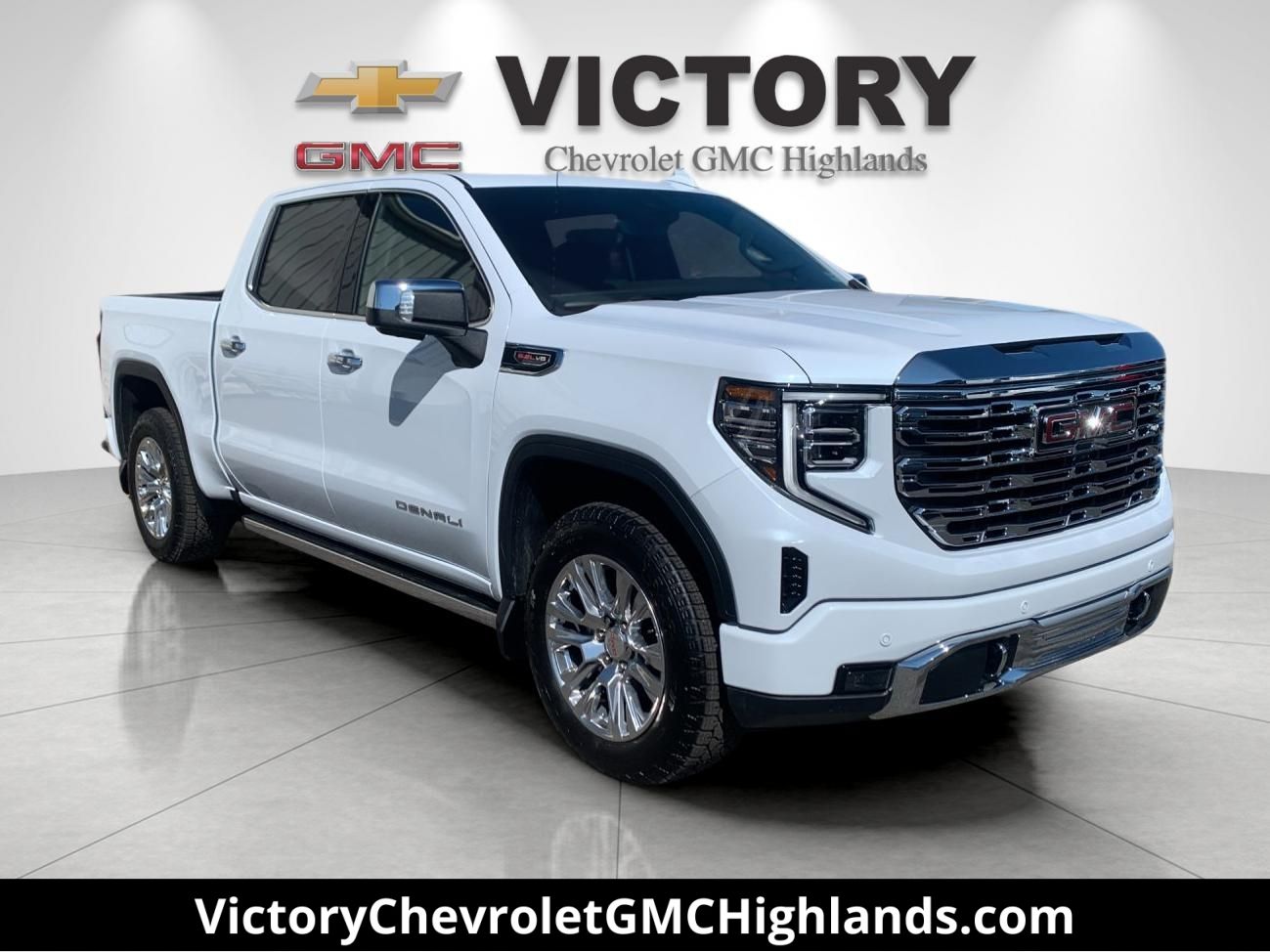 Glacier White 2026 GMC Sierra 1500 Denali Crew Cab 4WD Pickup Truck Four-Wheel Drive Automatic