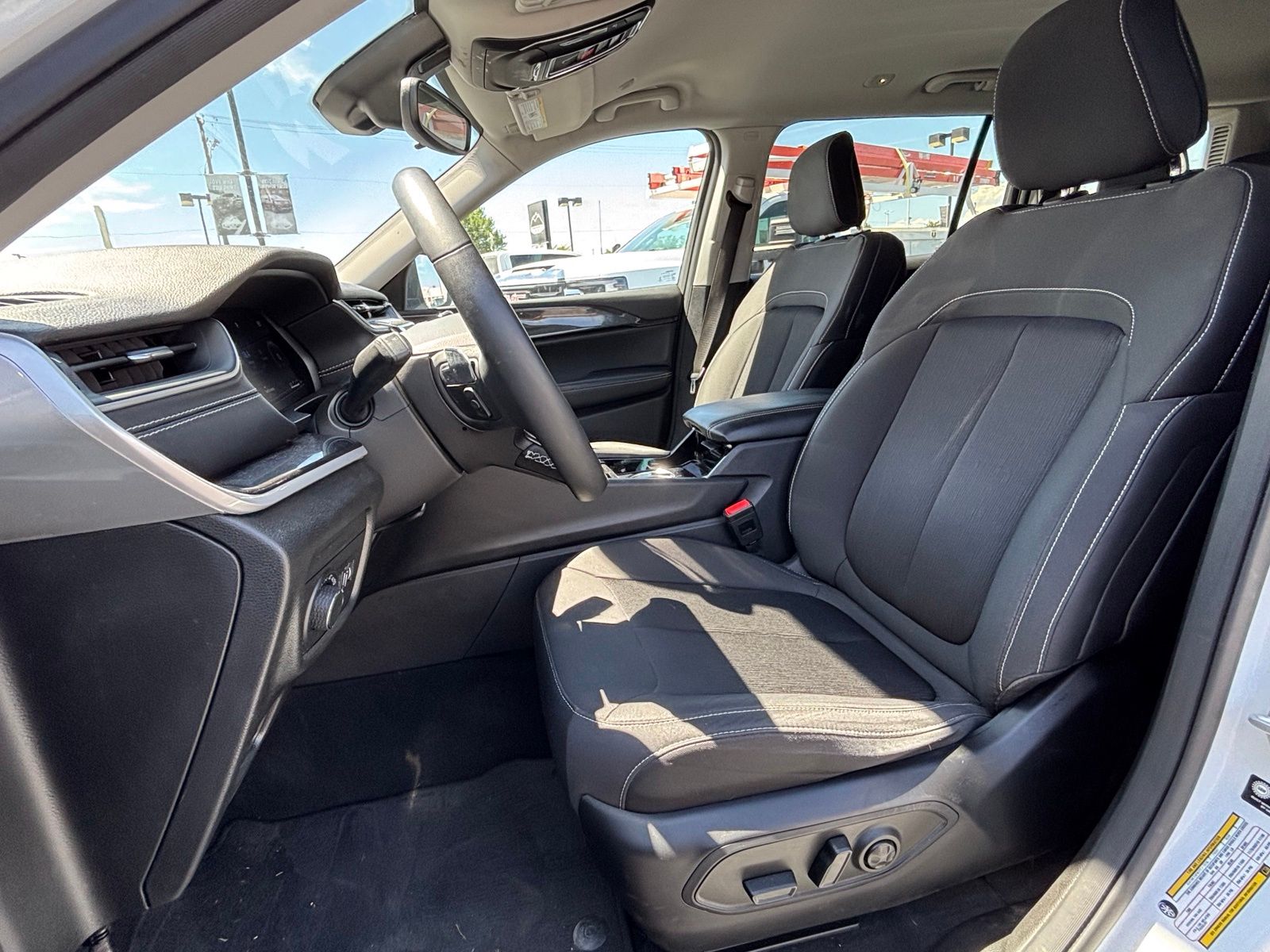 Used 2023 Jeep Grand Cherokee L SUV