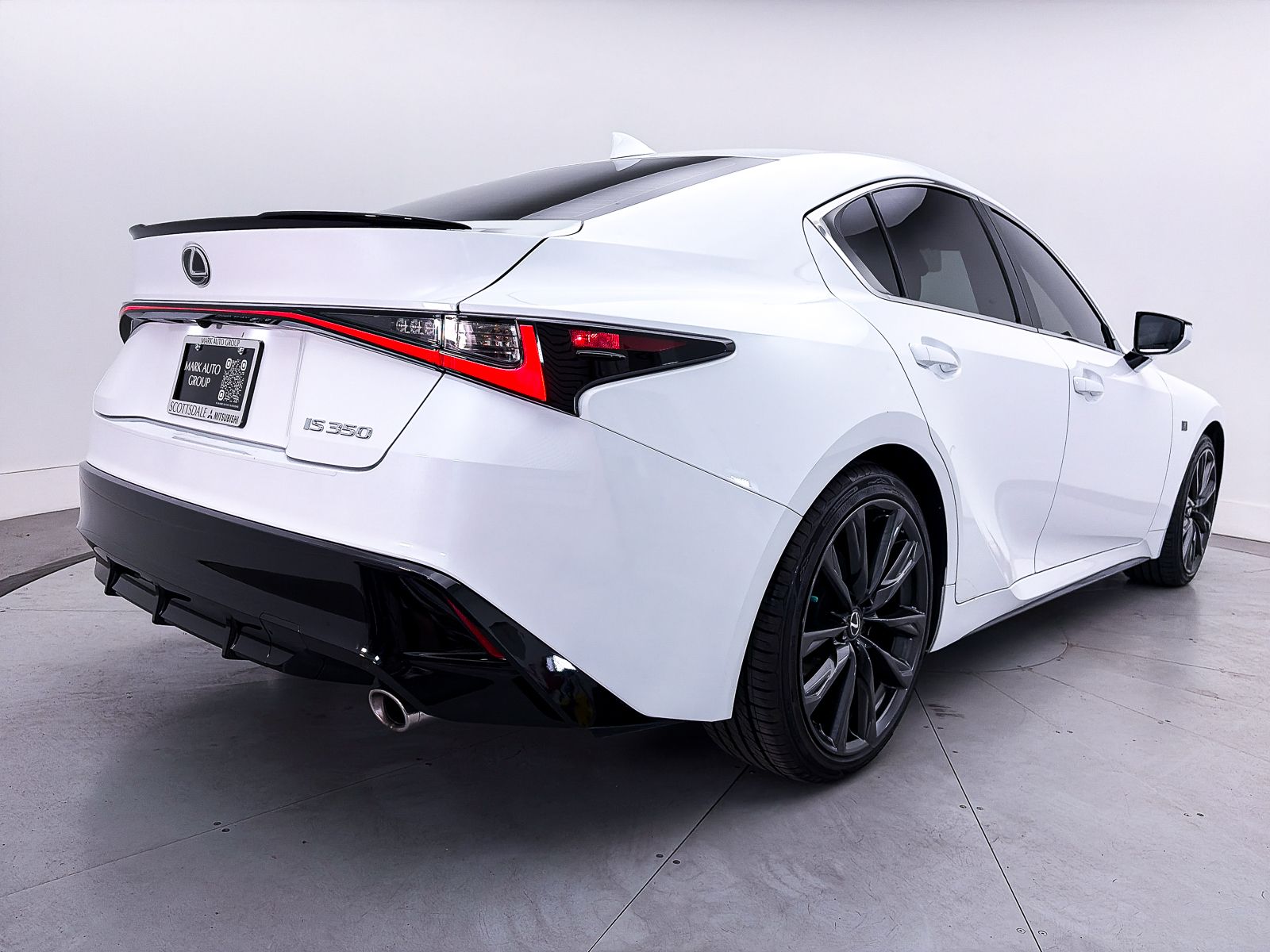 2024 Lexus IS 350 F SPORT DESIGN - Photo 14