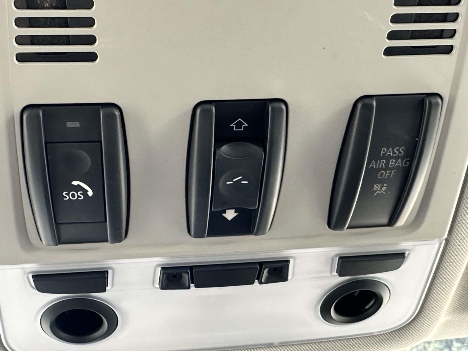 Used 2009 Silver BMW 335i xDrive image 19