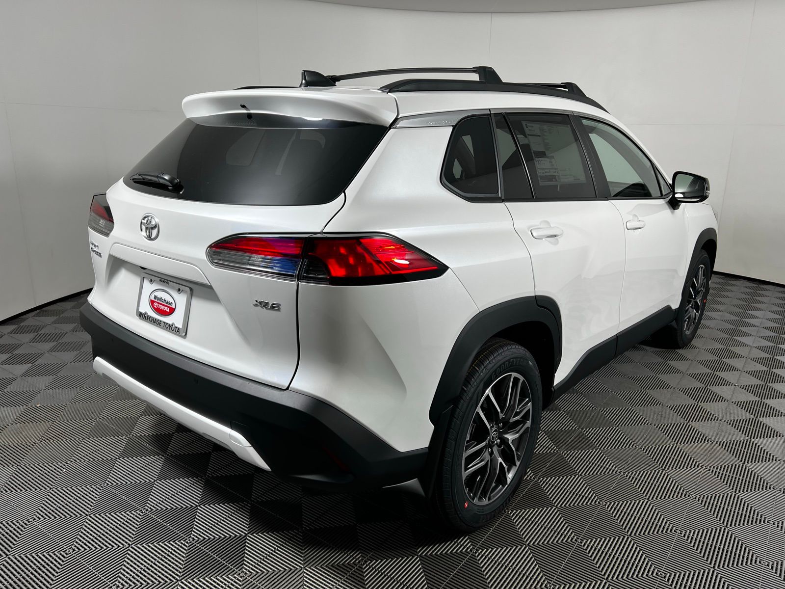 Thumbnail: 2026 Toyota Corolla Cross - 5