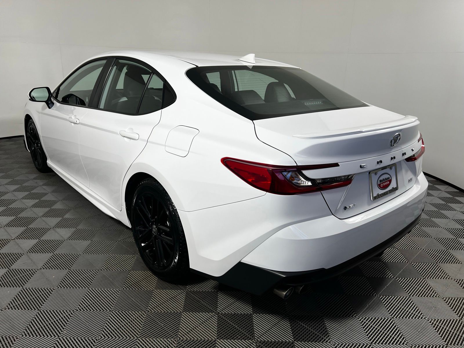 Thumbnail: 2025 Toyota Camry - 7