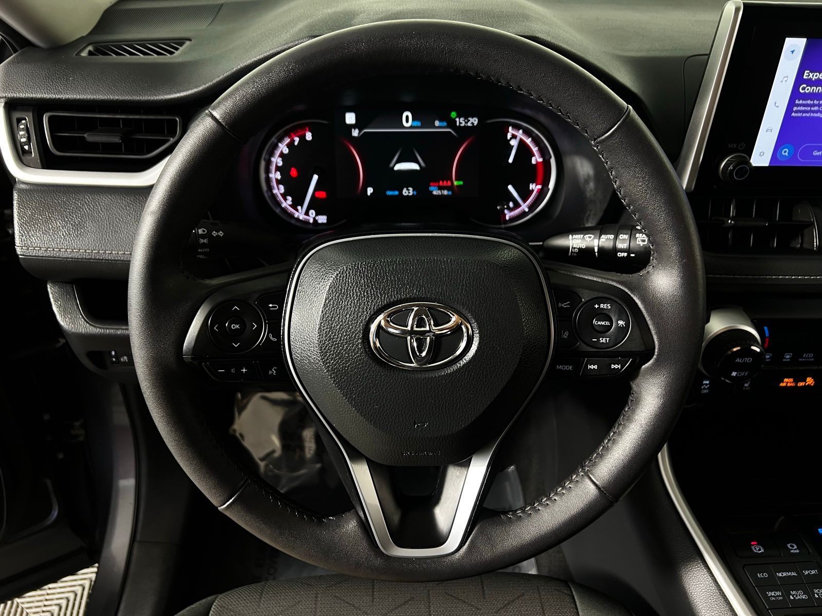 Thumbnail: 2024 Toyota RAV4 - 14